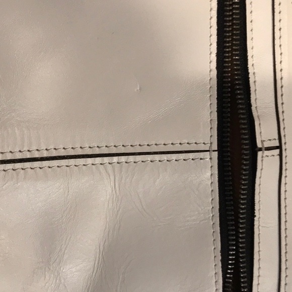 Patricia Nash leather purse - Picture 10 of 13